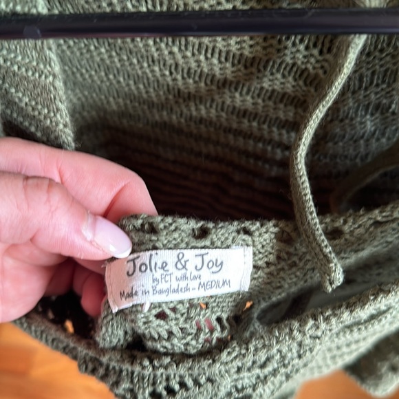 Jolie & Joy 2 piece crop top set. - Picture 4 of 4